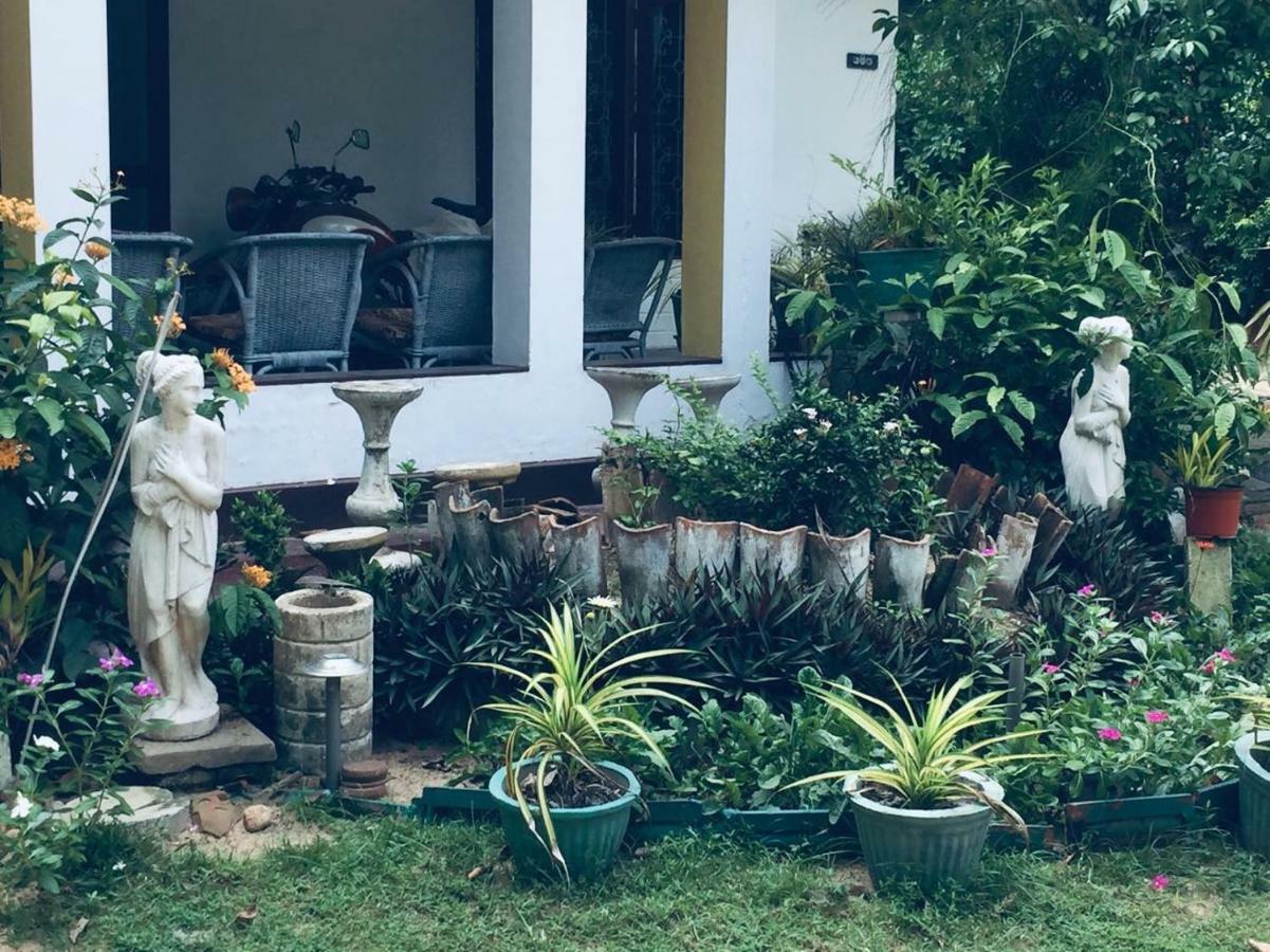 Eco Airport Homestay *